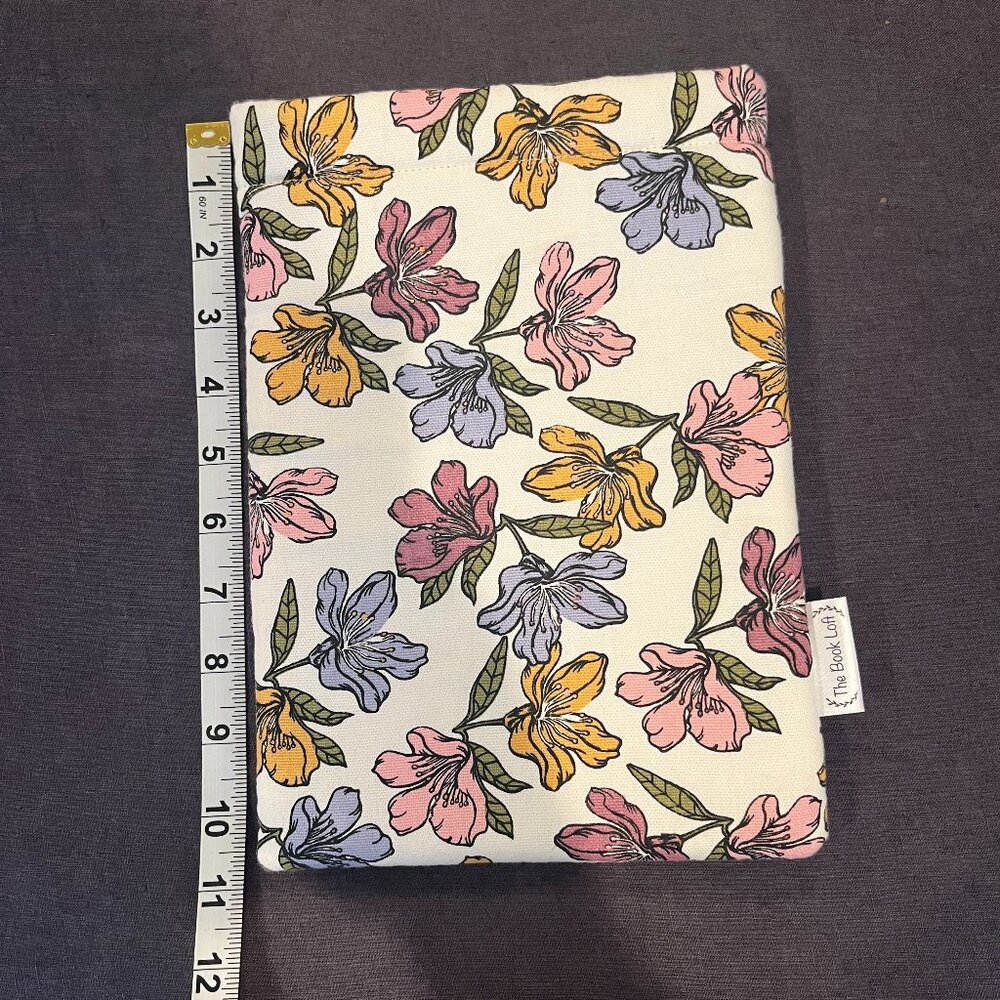 Tablet / eReader Case - Picture 1 of 4